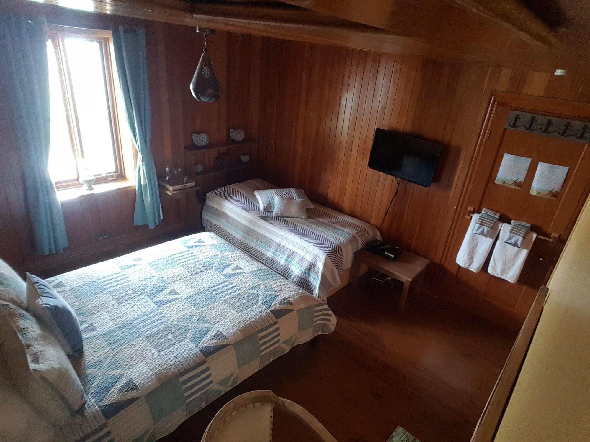 Gite Au Vieux Pommier Tadoussac Exteriör bild
